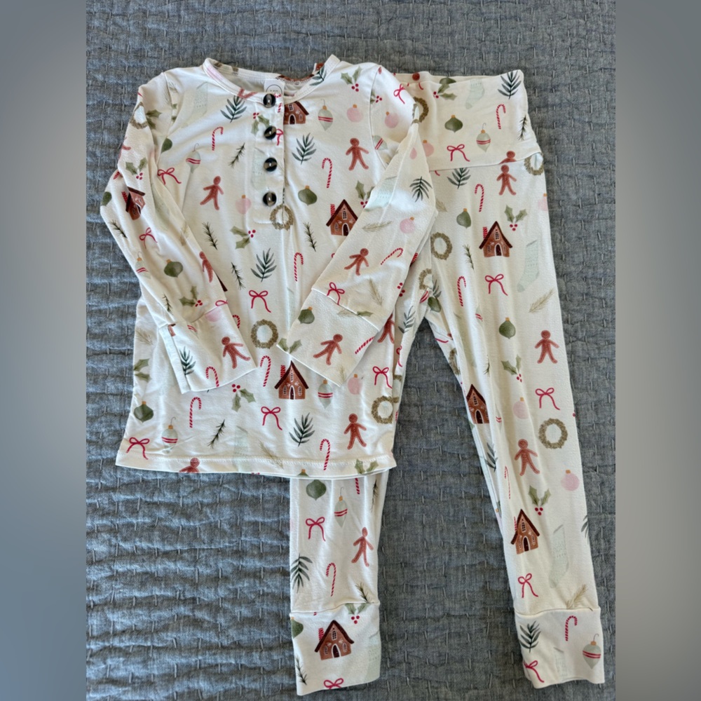 Lou Lou & Company holiday pajamas
